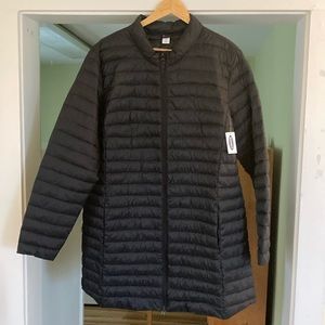 Old Navy Active black puffer coat. Women’s size XL